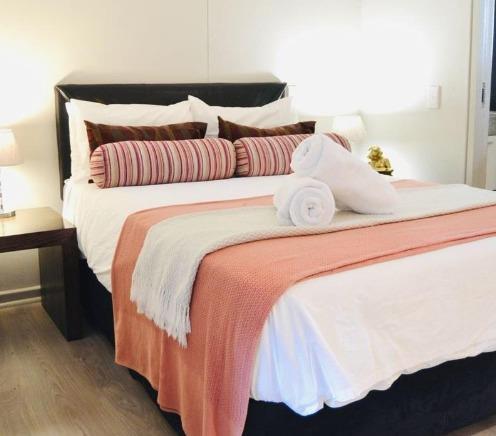 To Let 1 Bedroom Property for Rent in De Waterkant Western Cape